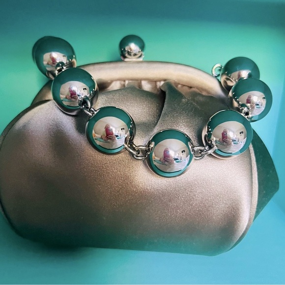 Authentic NewTiffany Bracelet Ball Evening bag. - Picture 2 of 8